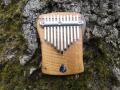 kalimba-zdobena-kamen-oresak