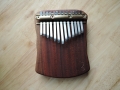 Diatonická mahagonová kalimba C-dur, 13 tónů